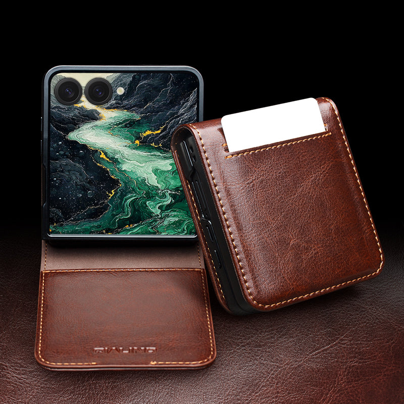 QIALINO Étui Premium Marron, en cuir véritable fait Main pour Samsung Galaxy Z Flip7