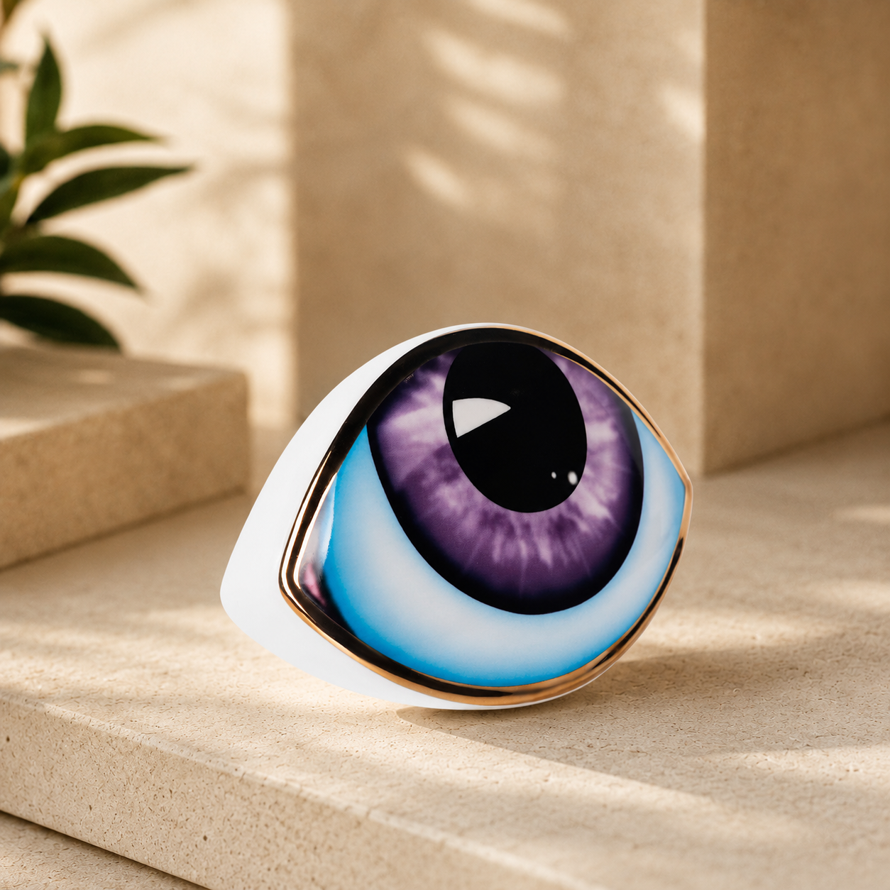 Décoration Œil en Céramique Dorée, Luxe Moderne Violet