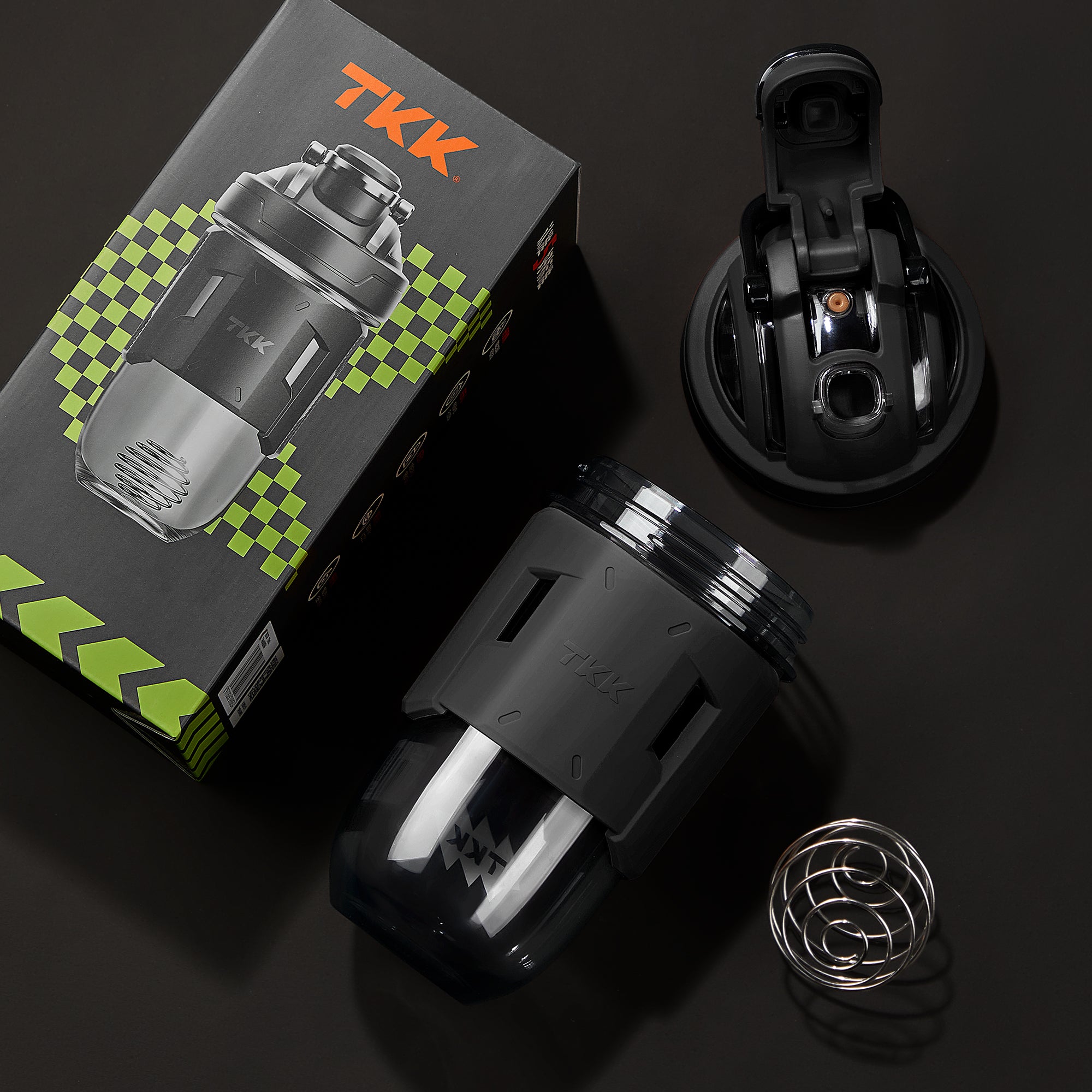 TKK Shaker Protéiné 700ml, en Tritan sans BPA, avec boule mélangeuse