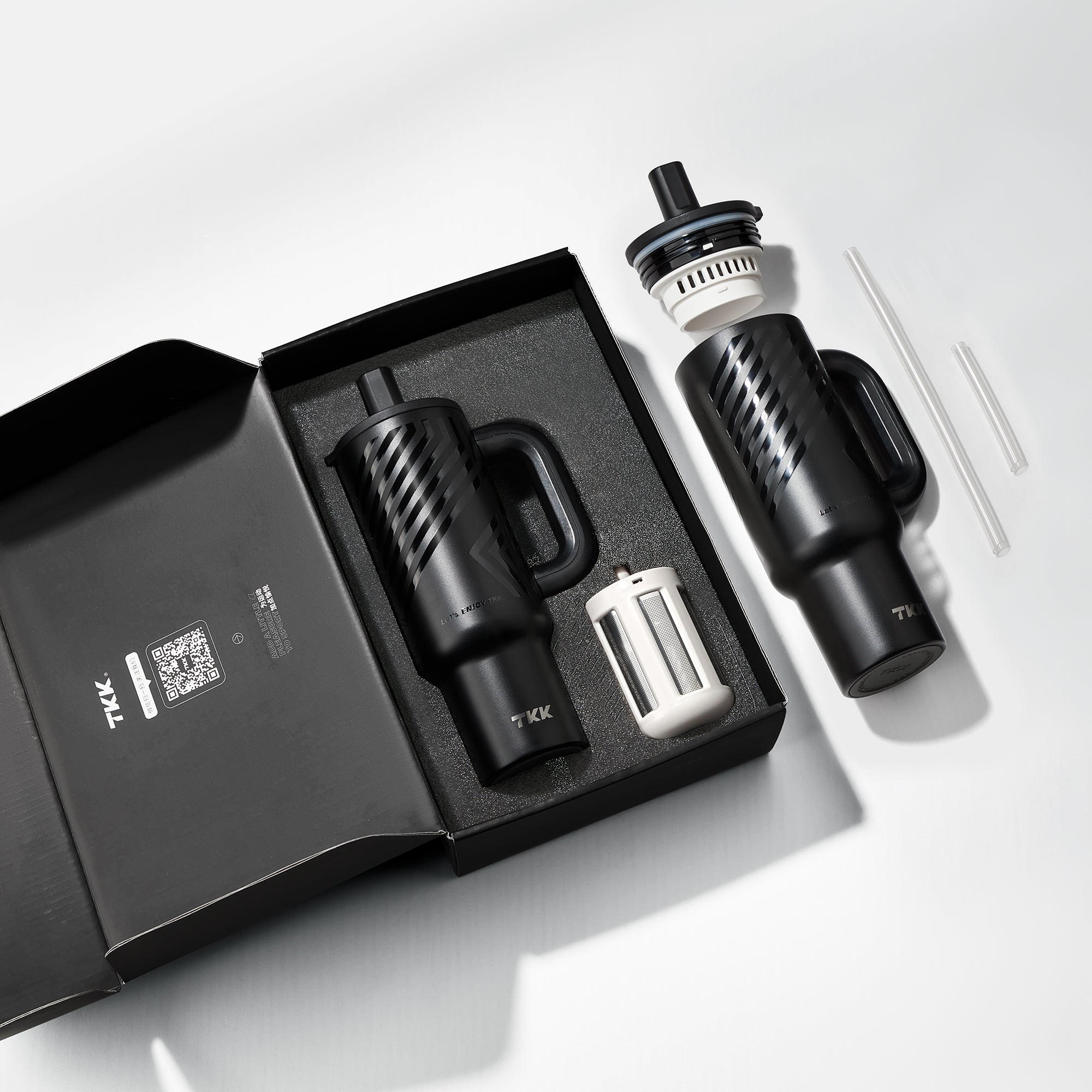 TKK Tumbler Isotherme 1000ml avec poignée et paille, Revêtement Céramique, sans BPA