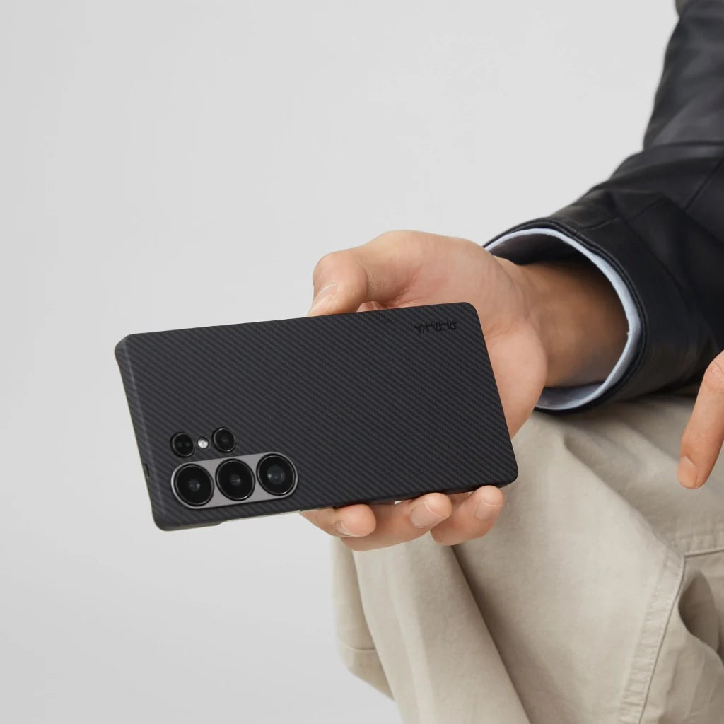 PITAKA Coque Ultra Mince pour Samsung Galaxy S25+ Black/Grey