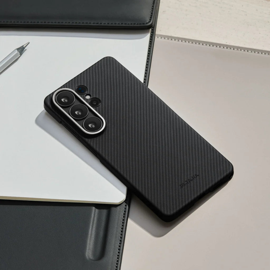 PITAKA Coque Ultra Mince pour Samsung Galaxy S26 Ultra Black/Grey avec (Bouton Aaron)
