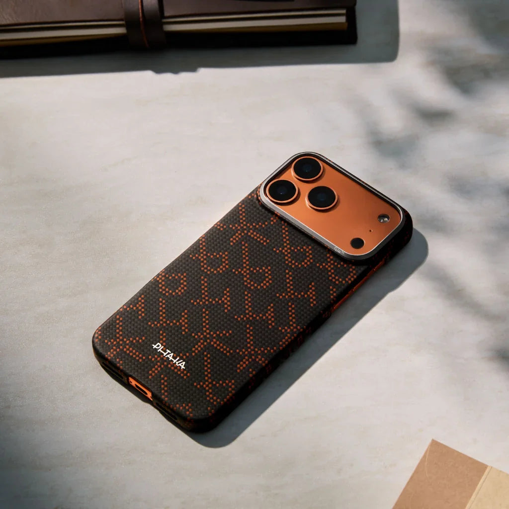 PITAKA Coque Ultra Mince pour iPhone 17 Pro Max Leaping Orange Black avec (PitaTap™)